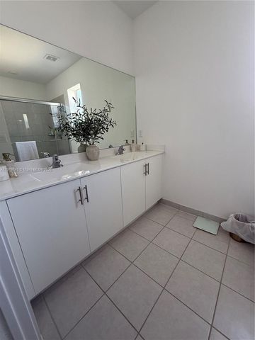 12742 SW 213th Ter, Miami, FL 33177