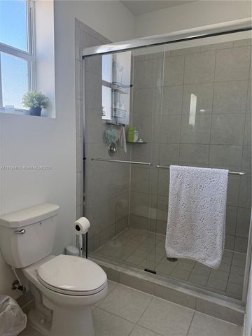 12742 SW 213th Ter, Miami, FL 33177