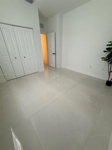 12742 SW 213th Ter, Miami, FL 33177