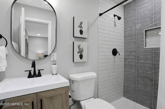 8623 ST PATRICK Lane, Jacksonville, FL 32216