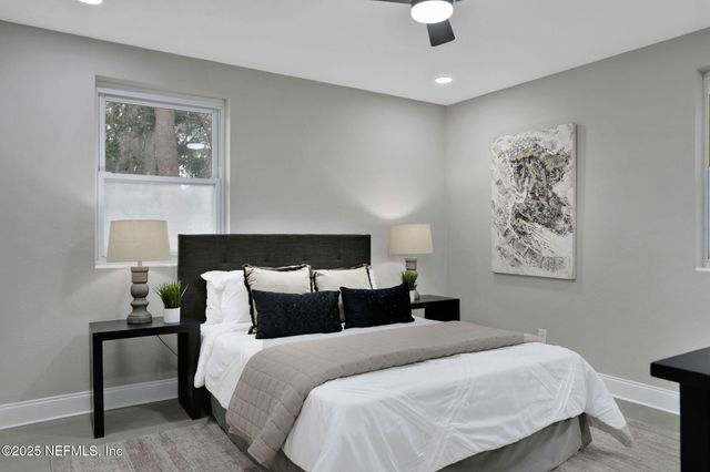 8623 ST PATRICK Lane, Jacksonville, FL 32216