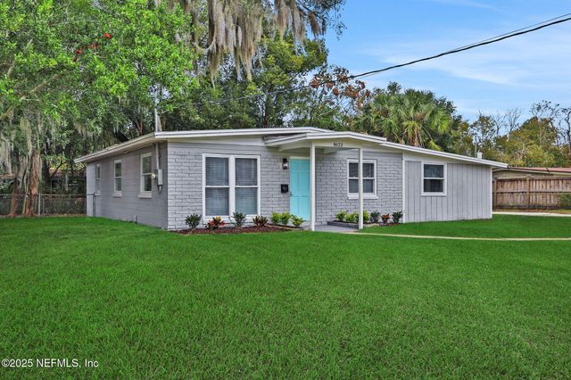 8623 ST PATRICK Lane, Jacksonville, FL 32216