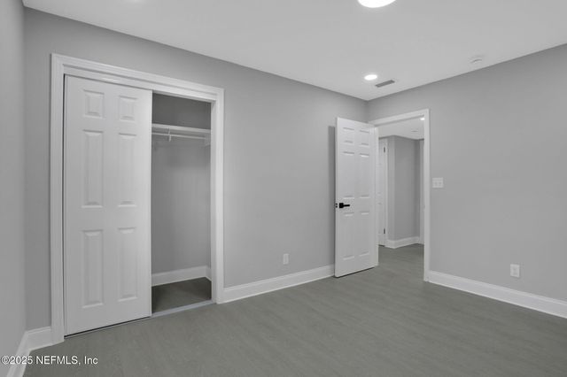 8623 ST PATRICK Lane, Jacksonville, FL 32216