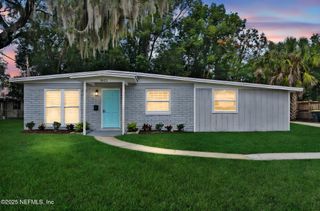 8623 ST PATRICK Lane, Jacksonville, FL 32216