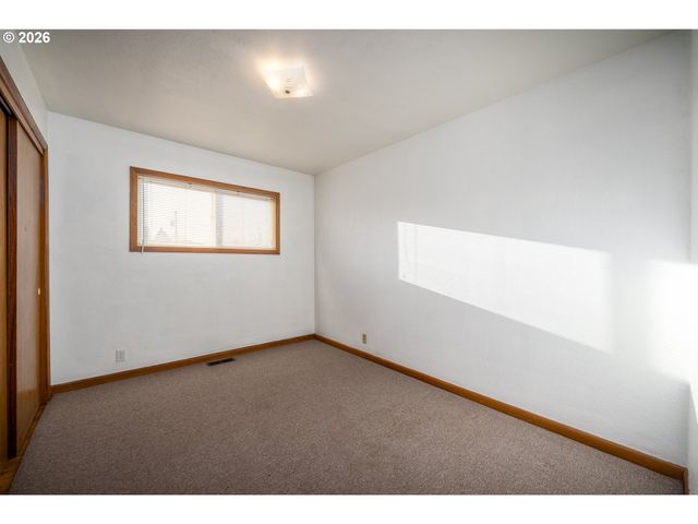 1515 POWELL St Se, Albany, OR 97322