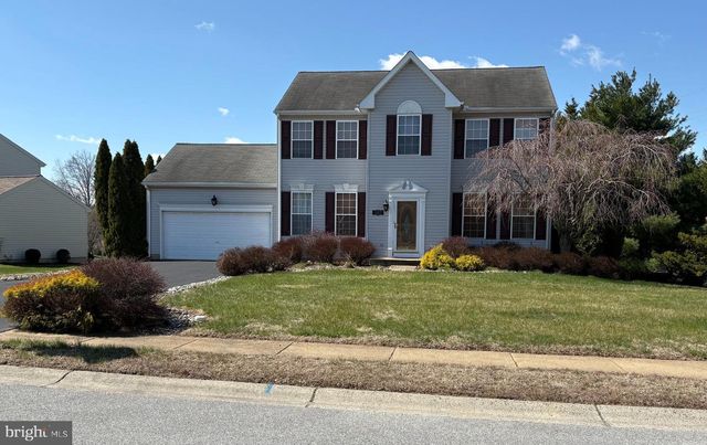 102 RIVEREDGE DR, New Castle, DE 19720
