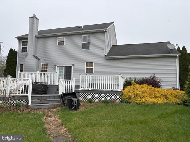 102 RIVEREDGE DR, New Castle, DE 19720