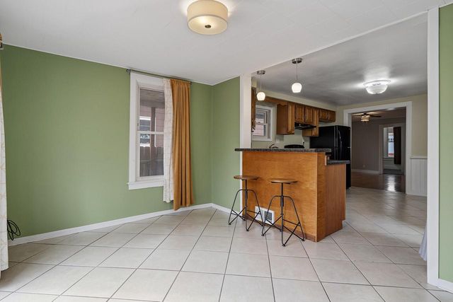 714 6th STREET S, La Crosse, WI 54601