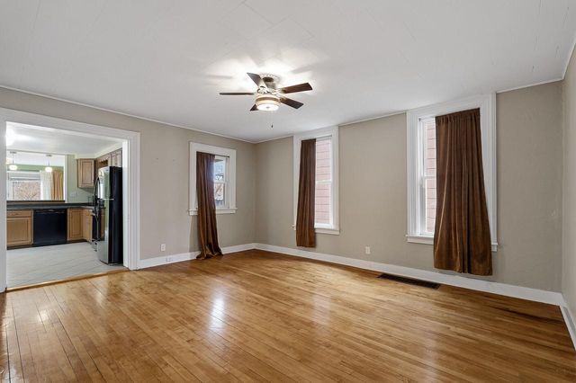 714 6th STREET S, La Crosse, WI 54601