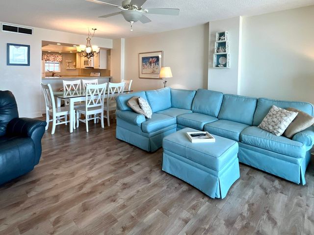 10100 Beach Club Dr Apt 6D, Myrtle Beach, SC 29572