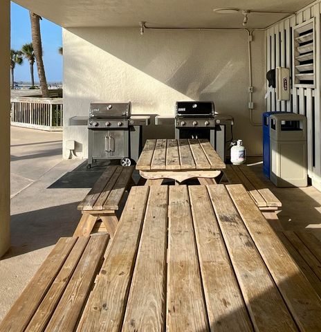 10100 Beach Club Dr Apt 6D, Myrtle Beach, SC 29572