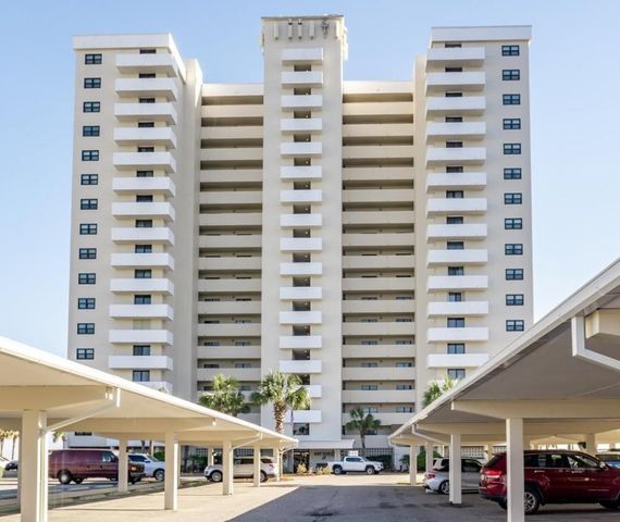 10100 Beach Club Dr Apt 6D, Myrtle Beach, SC 29572