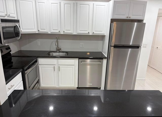 253 NEWPORT P 253, Deerfield Beach, FL 33442