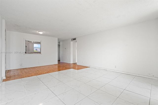 1024 SE 3rd Ave 301, Dania Beach, FL 33004