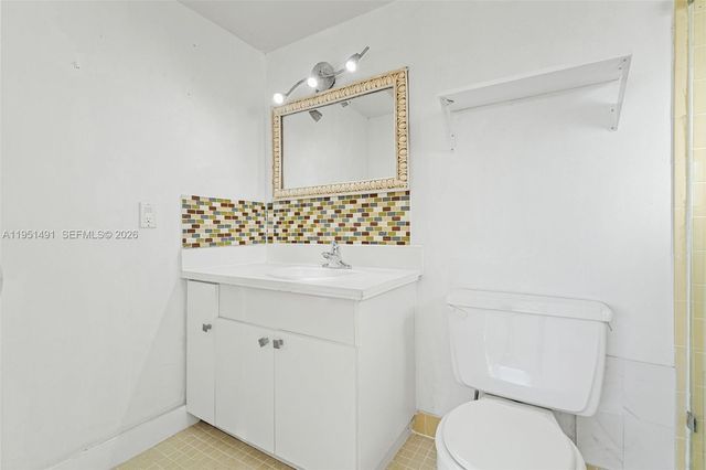 1024 SE 3rd Ave 301, Dania Beach, FL 33004