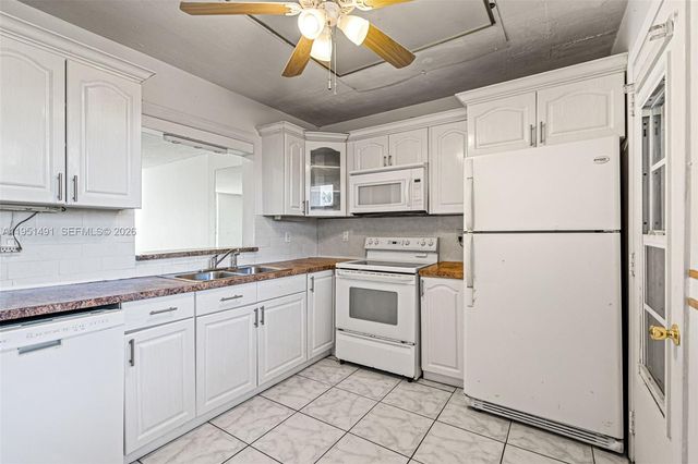 1024 SE 3rd Ave 301, Dania Beach, FL 33004