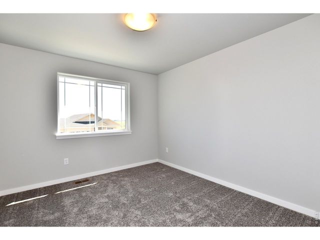 1102 Crown Sparrow St, Johnstown, CO 80534