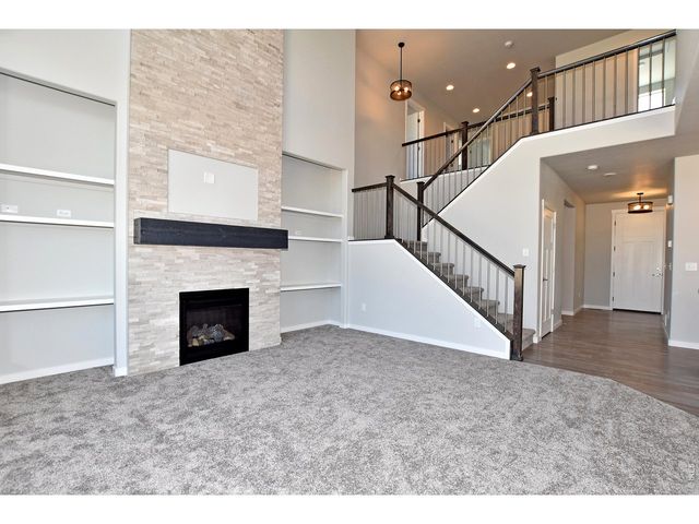 1102 Crown Sparrow St, Johnstown, CO 80534