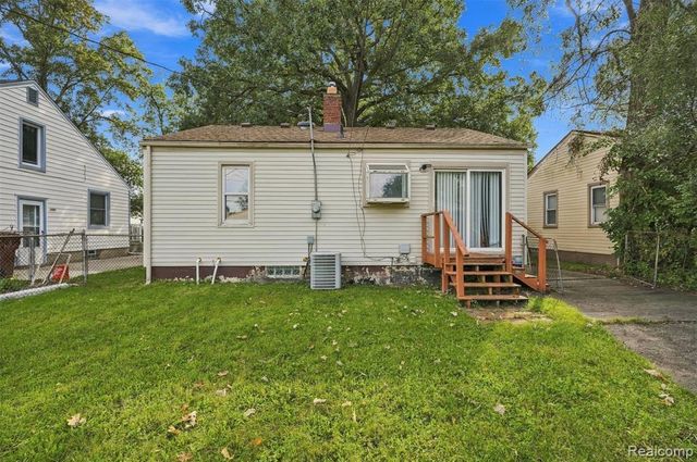 3840 Winifred Street, Wayne, MI 48184