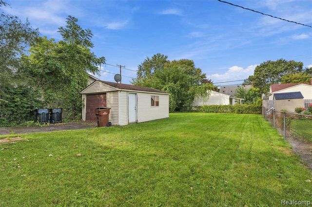 3840 Winifred Street, Wayne, MI 48184