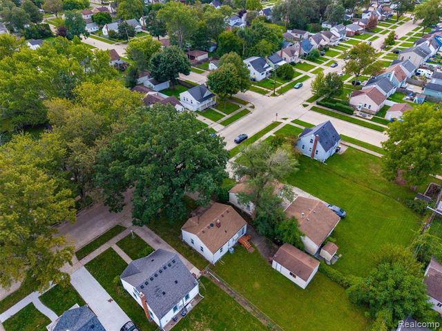 3840 Winifred Street, Wayne, MI 48184