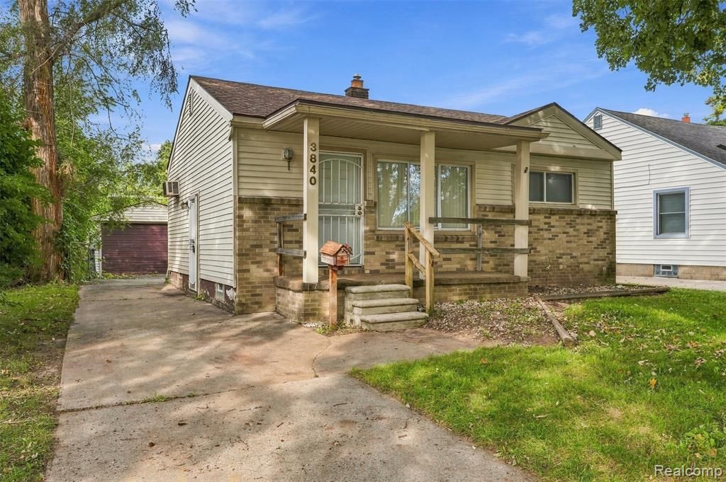 3840 Winifred Street, Wayne, MI 48184