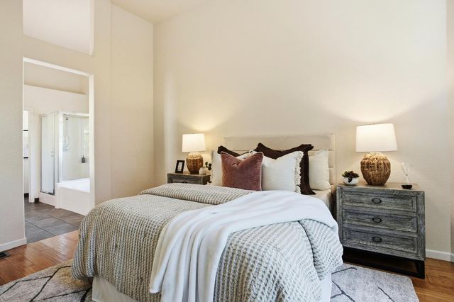 447 Amhurst Cir, Folsom, CA 95630