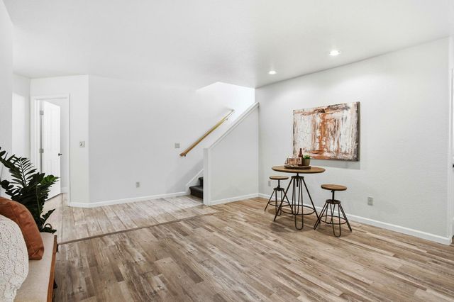 447 Amhurst Cir, Folsom, CA 95630