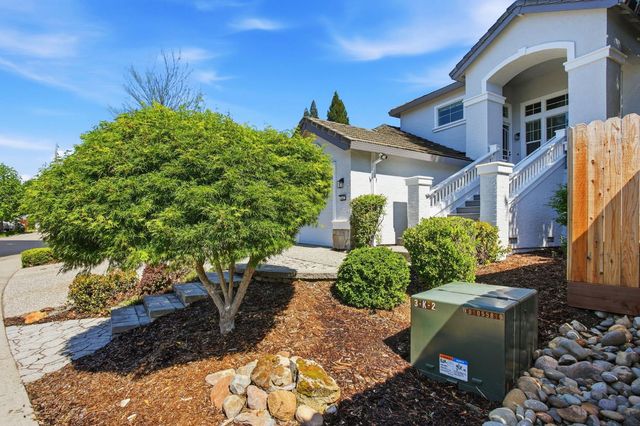447 Amhurst Cir, Folsom, CA 95630