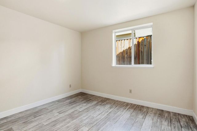 447 Amhurst Cir, Folsom, CA 95630