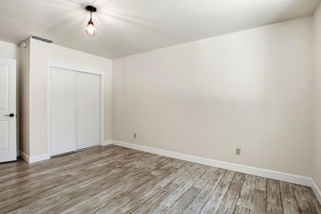 447 Amhurst Cir, Folsom, CA 95630