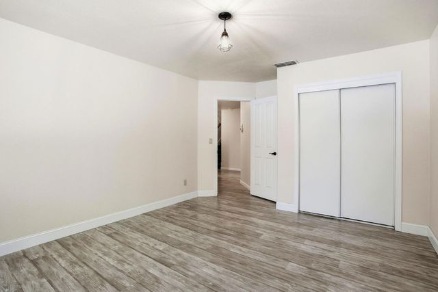 447 Amhurst Cir, Folsom, CA 95630