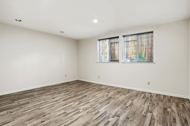 447 Amhurst Cir, Folsom, CA 95630