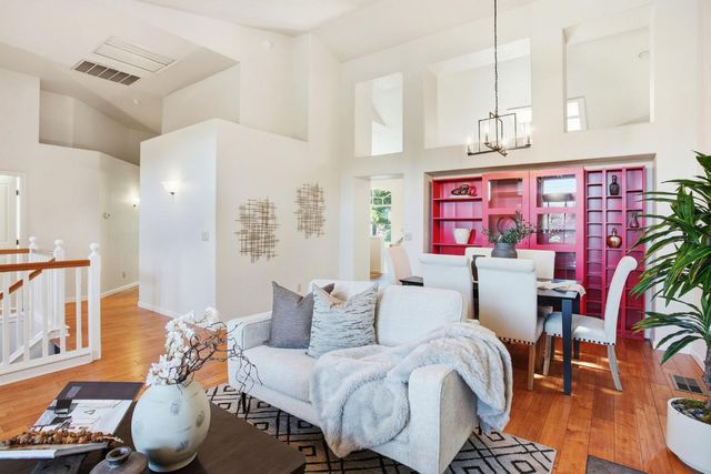 447 Amhurst Cir, Folsom, CA 95630