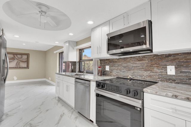 21052 Brookshire Terrace, Boca Raton, FL 33433