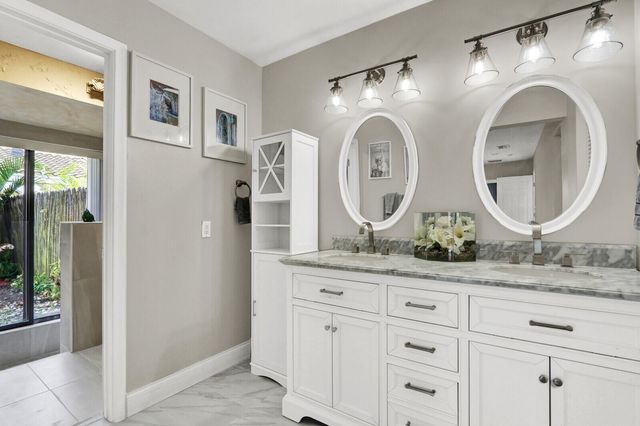 21052 Brookshire Terrace, Boca Raton, FL 33433