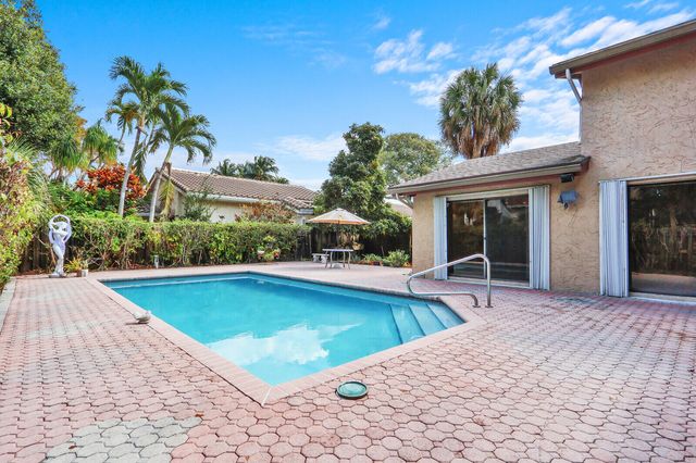 21052 Brookshire Terrace, Boca Raton, FL 33433