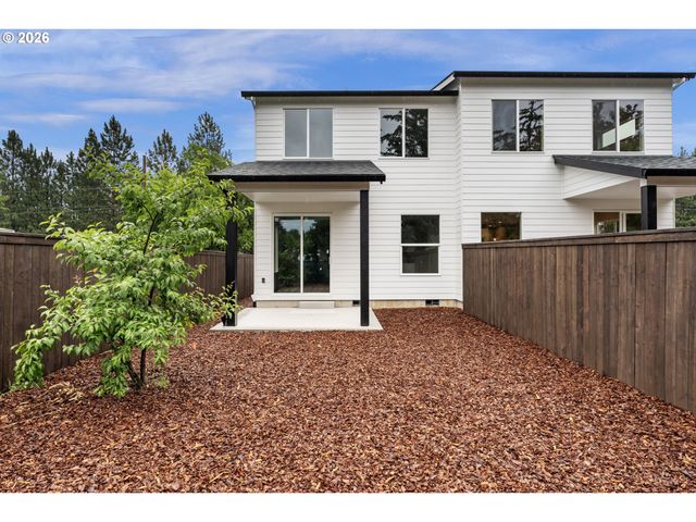 10105 Se 72ND Ave, Milwaukie, OR 97222