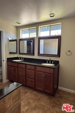 11828 Alderbrook Street, Moorpark, CA 93021
