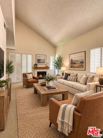 11828 Alderbrook Street, Moorpark, CA 93021