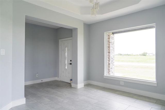 395 Brahman Trail, Angleton, TX 77515