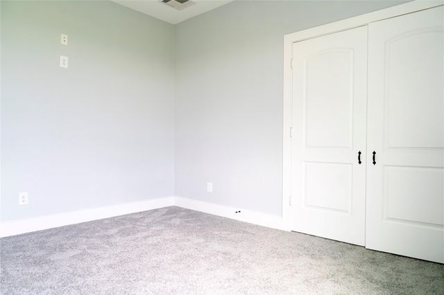 395 Brahman Trail, Angleton, TX 77515