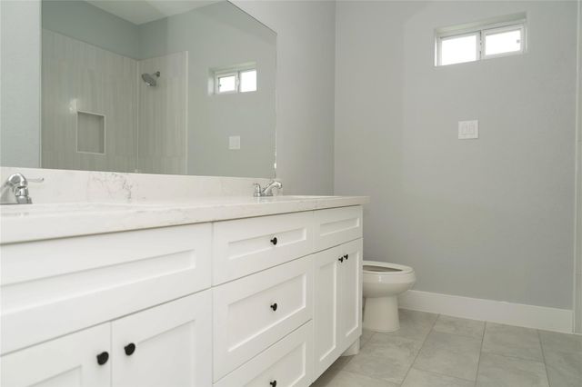 395 Brahman Trail, Angleton, TX 77515