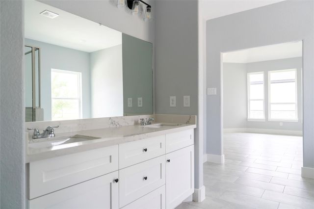 395 Brahman Trail, Angleton, TX 77515