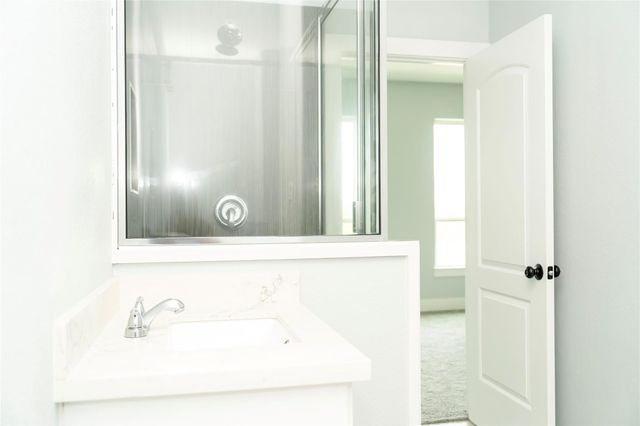 395 Brahman Trail, Angleton, TX 77515