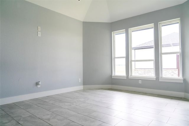 395 Brahman Trail, Angleton, TX 77515