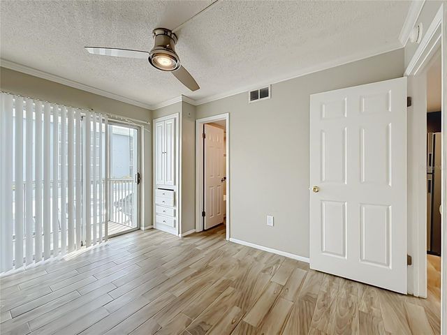 131 WATER FRONT WAY 220, Altamonte Springs, FL 32701