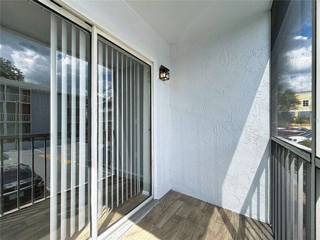 131 WATER FRONT WAY 220, Altamonte Springs, FL 32701