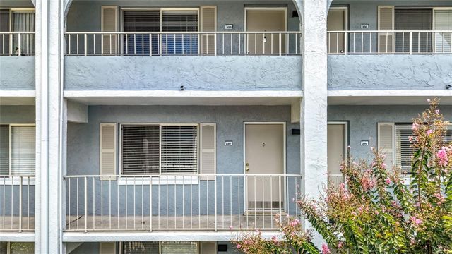 131 WATER FRONT WAY 220, Altamonte Springs, FL 32701