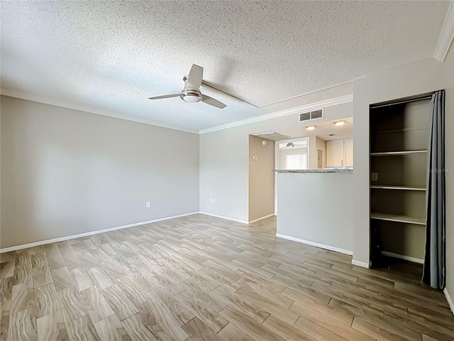 131 WATER FRONT WAY 220, Altamonte Springs, FL 32701
